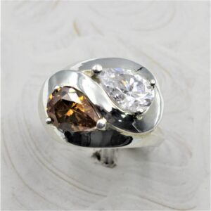 Flowing Crossover Dress Ring